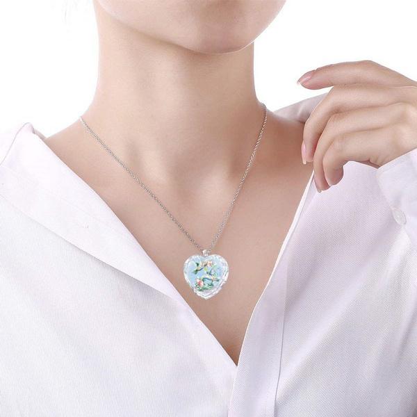 Elegant Hummingbird Crystal Pendant Ring for Women - Image 4